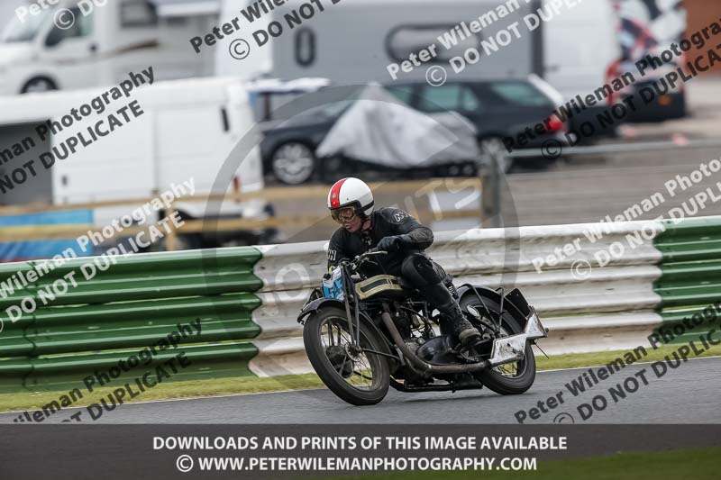 Vintage motorcycle club;eventdigitalimages;mallory park;mallory park trackday photographs;no limits trackdays;peter wileman photography;trackday digital images;trackday photos;vmcc festival 1000 bikes photographs